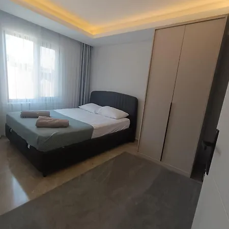 فيلة Sapanca Goel Evi Serdivan